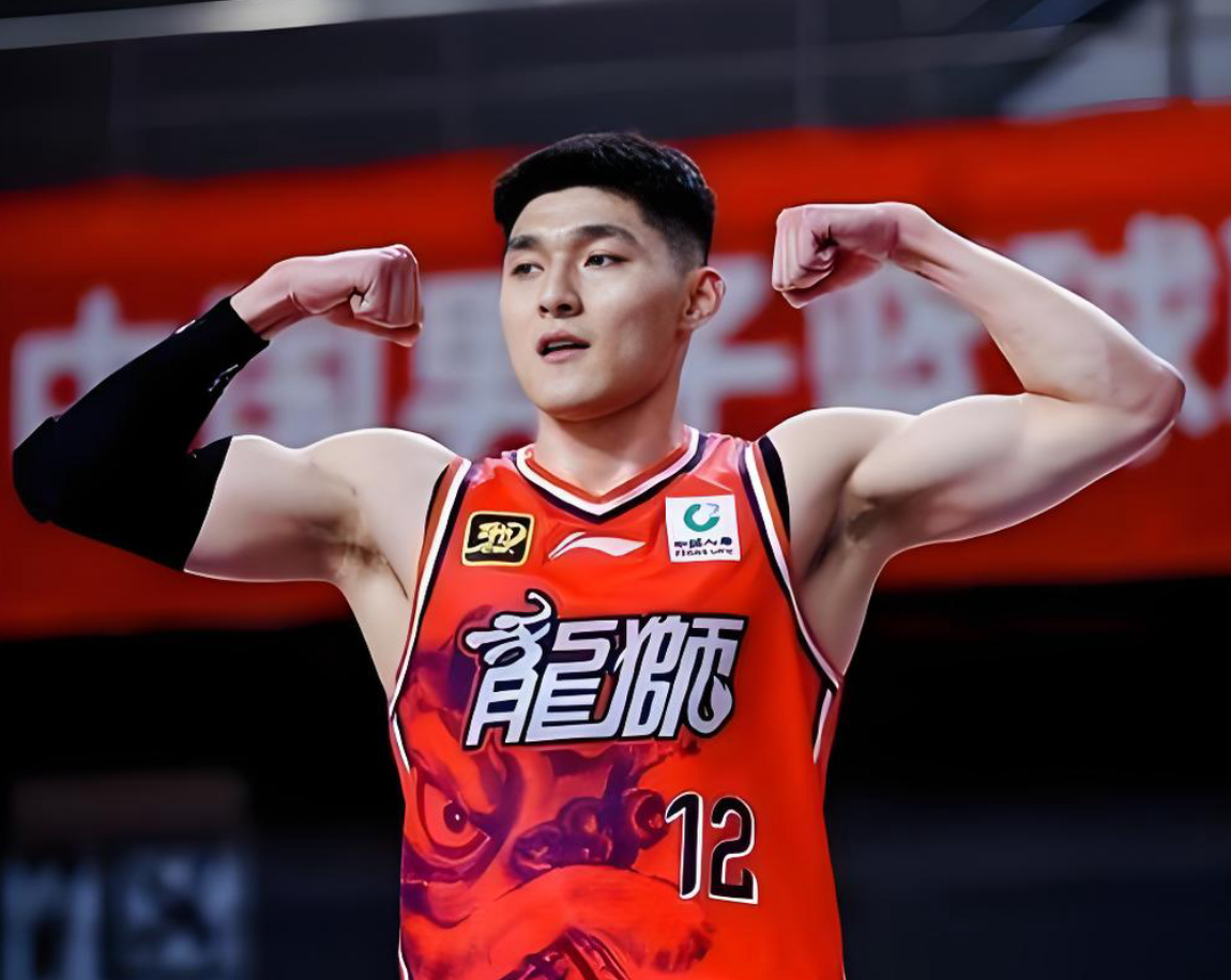 官方网站入口-失望！男篮国手1分钟内3次犯规，得0分0板0助0断 郭士强怎么看？